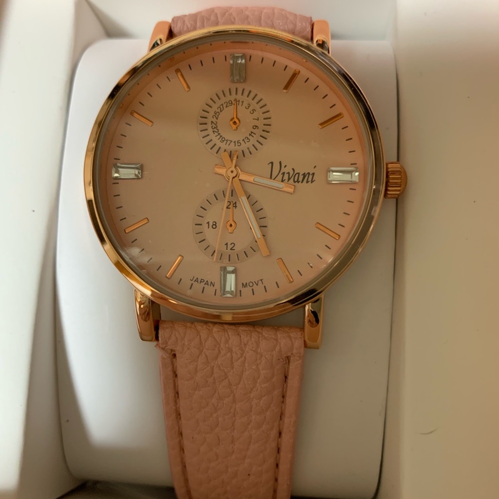🏷Blush Pink Vivani Watch